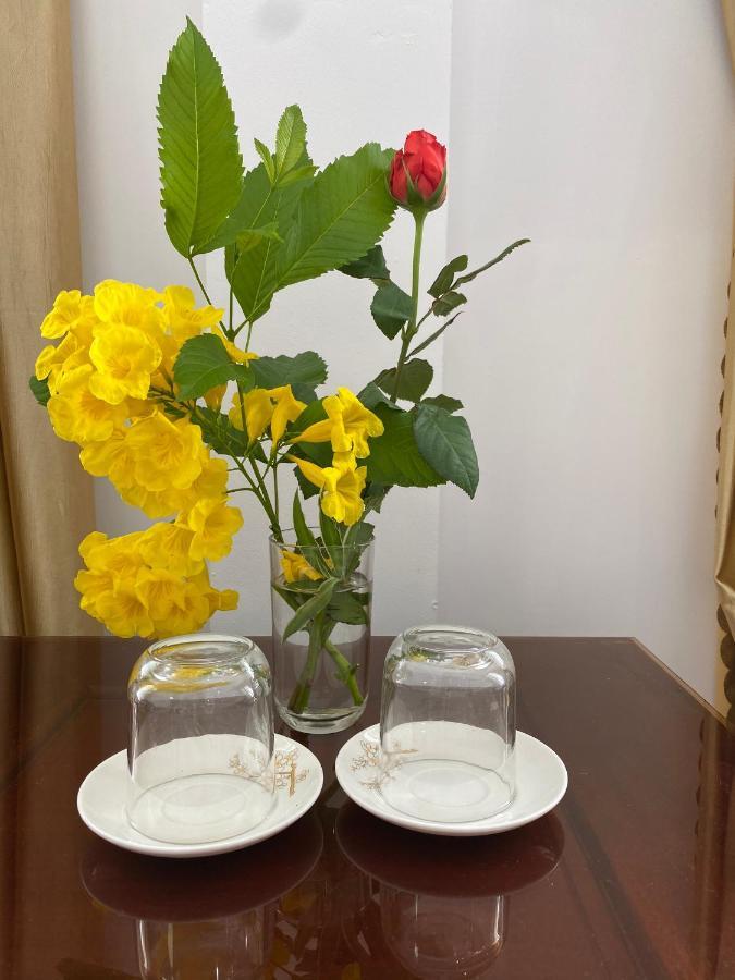 Con Dao Guesthouse Chi Khu Co Ong Экстерьер фото