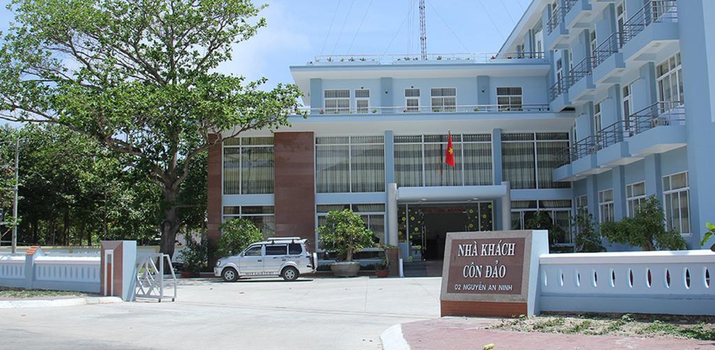 Con Dao Guesthouse Chi Khu Co Ong Экстерьер фото