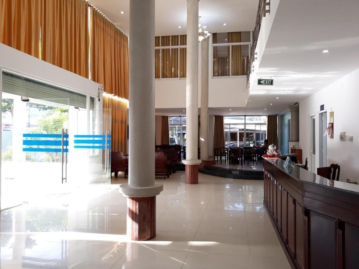 Con Dao Guesthouse Chi Khu Co Ong Экстерьер фото