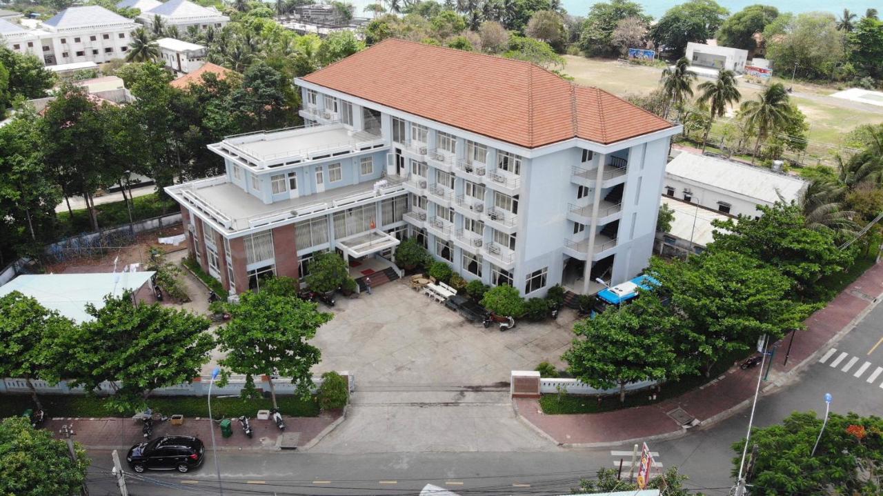 Con Dao Guesthouse Chi Khu Co Ong Экстерьер фото
